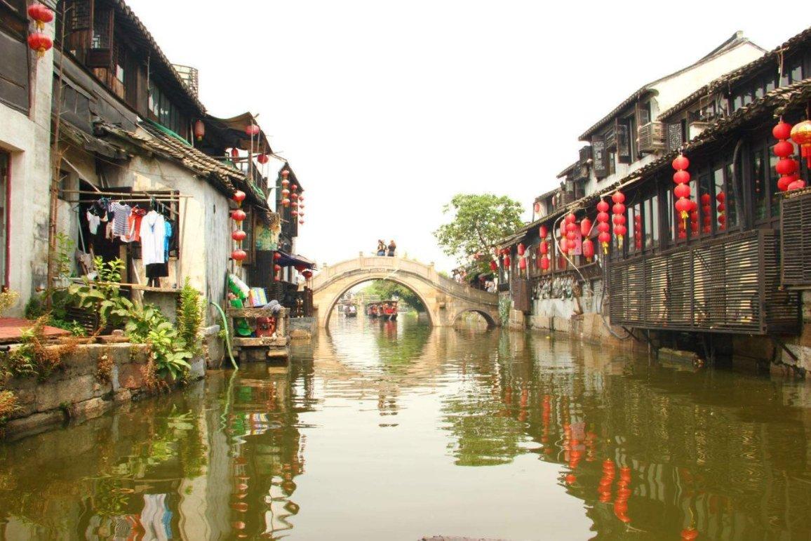 小魔仙跳舞
